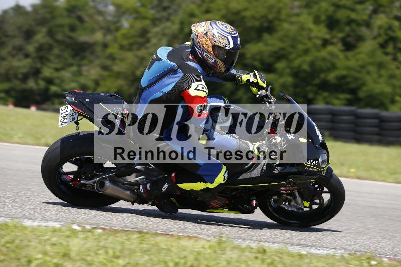 /Archiv-2024/29 12.06.2024 MOTO.CH Track Day ADR/Gruppe gelb/2